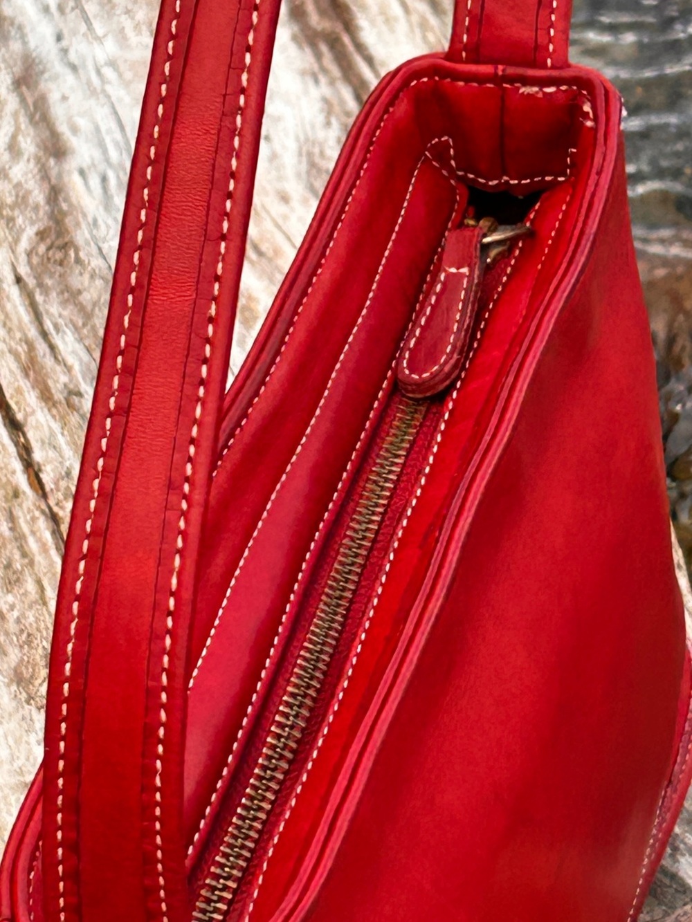 Vintage Coach 9309 Red Bleecker Top Zip Shoulder Bag Made in the USA 🇺🇸 - Picture 3 of 13